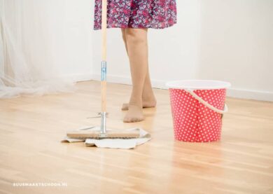 laminaatvloer schoonmaken Laminaat dweilen met warm of koud water? Hoe vaak mag je laminaat dweilen?