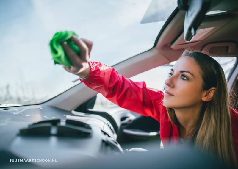 Autoruiten schoonmaken spiritus Kun je autoruiten polijsten? De beste polijstmiddelen voor autoruiten