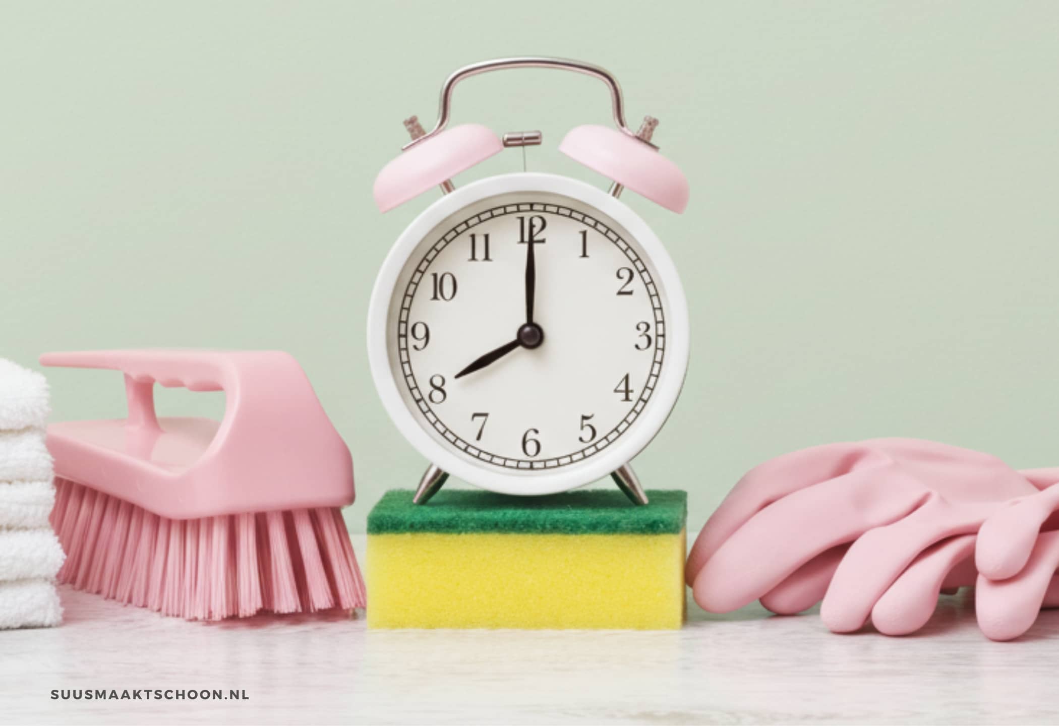 Schoonmaakspullen met een klok: in 1 minuut schoonmaken